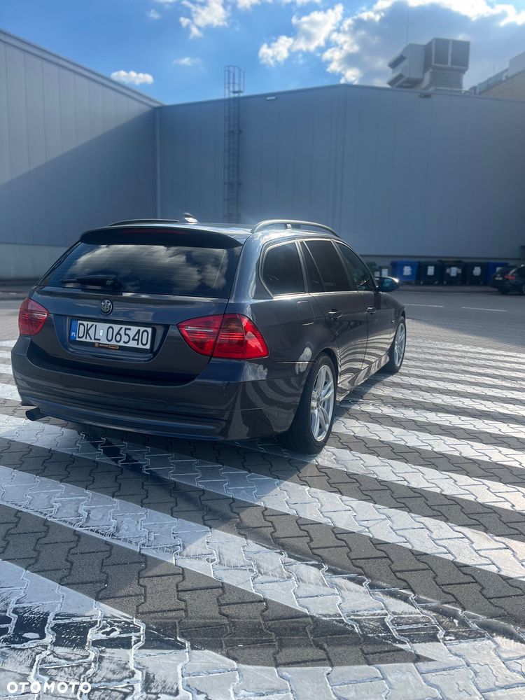 BMW Seria 3 320d - 5