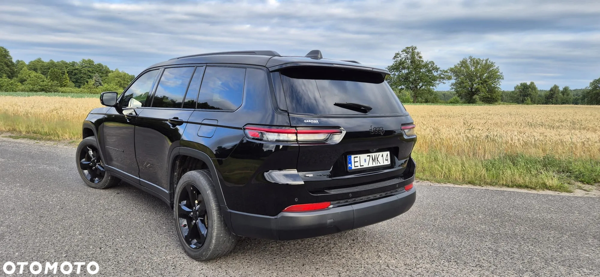 Jeep Grand Cherokee - 28