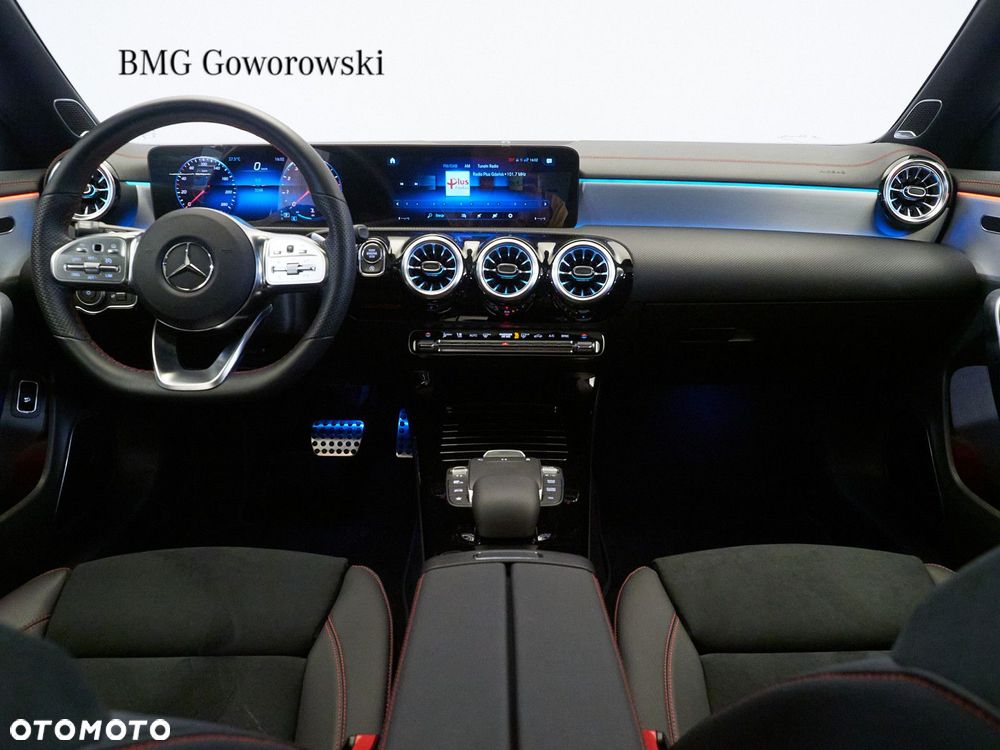 Mercedes-Benz CLA - 11