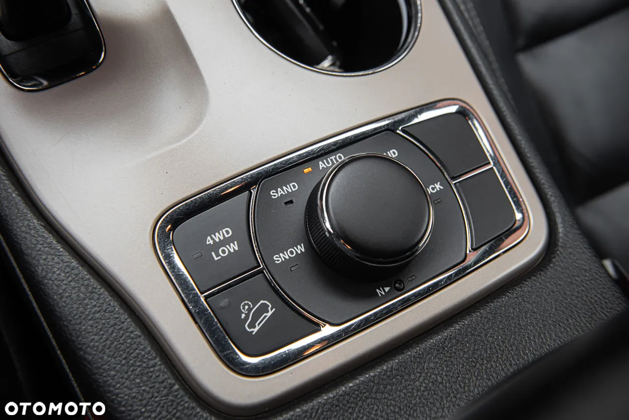 Jeep Grand Cherokee 3.0 CRD Summit - 30