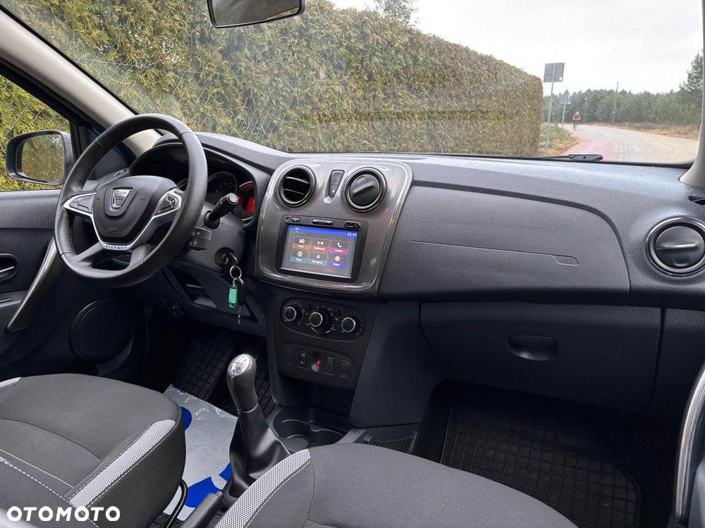 Dacia Sandero Stepway dCi 90 Ambiance - 13