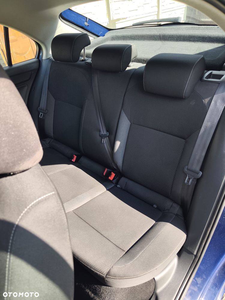 Skoda RAPID 1.2 TSI Active - 21