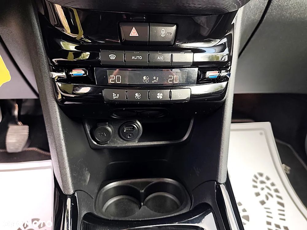 Peugeot 2008 PureTech 110 Stop&Start Crossway - 13