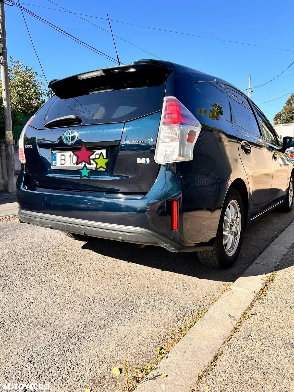 Toyota Prius+ (Hybrid) - 8