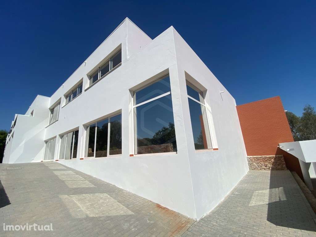 Propriedade com 12 quartos Perto de Salir, Loulé, Algarve - Grande imagem: 2/39
