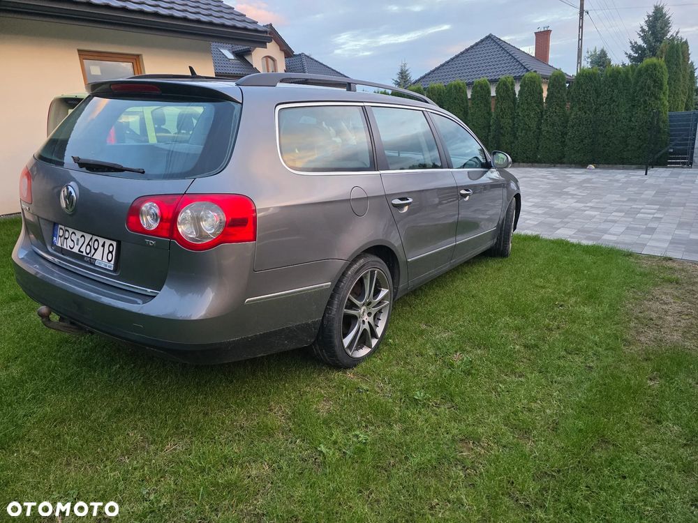 Volkswagen Passat 1.9 TDI Comfortline - 2