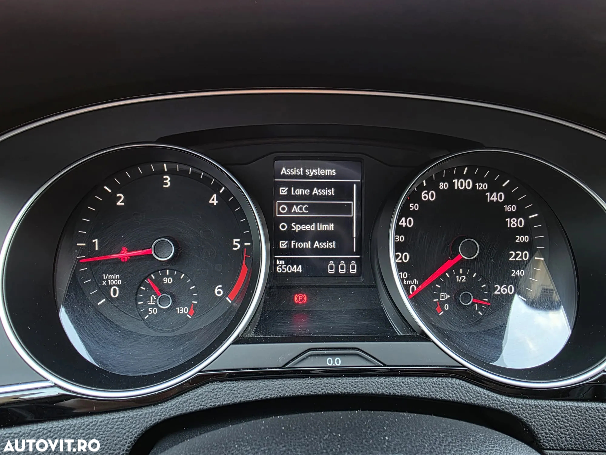 Volkswagen Passat - 14