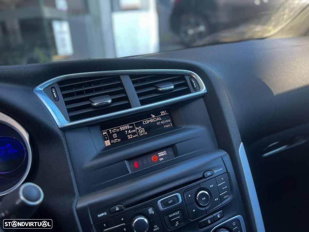Citroën DS4 1.6 e-HDi Chic - 8