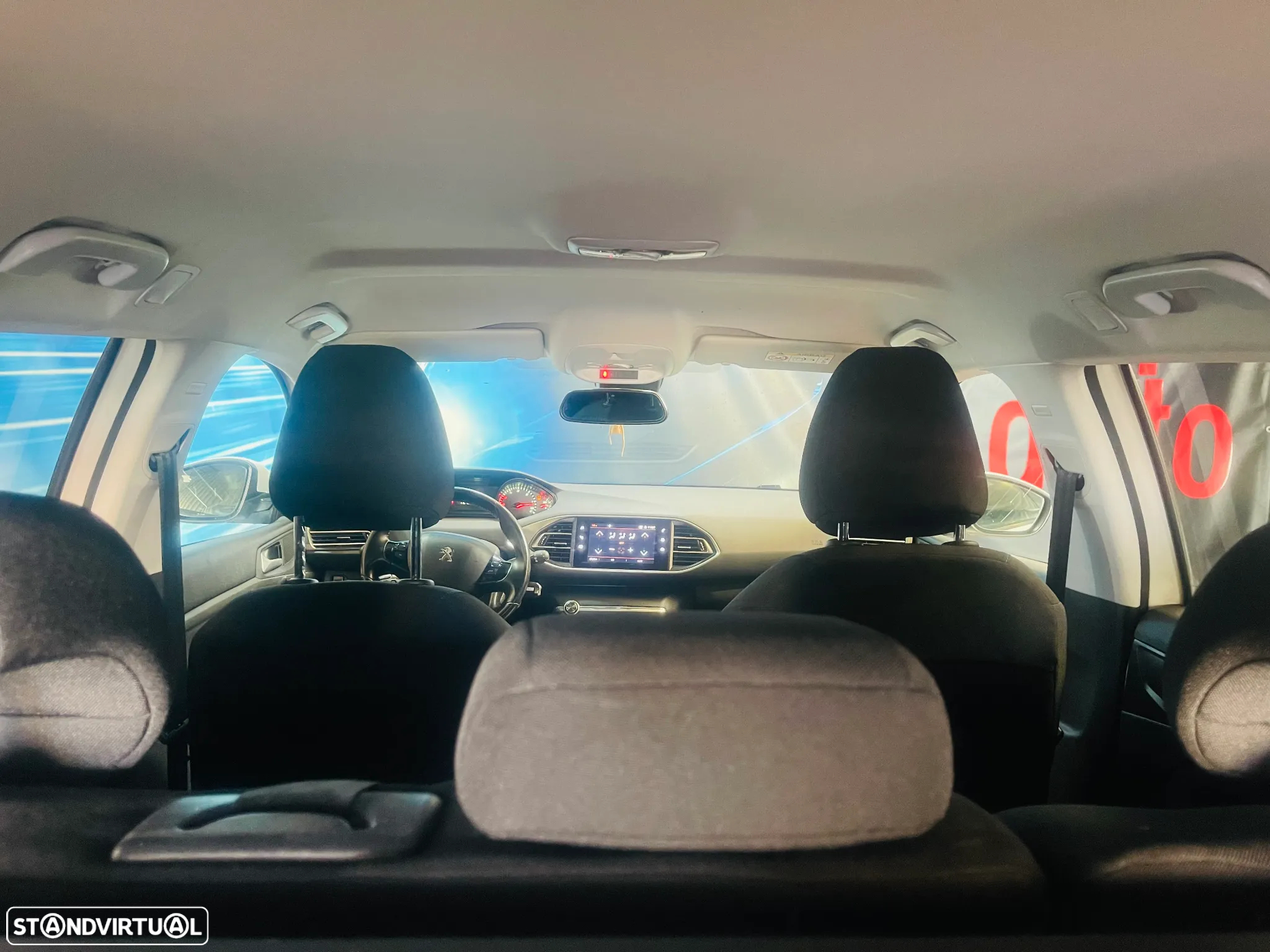 Peugeot 308 SW 1.5 BlueHDi Style - 37