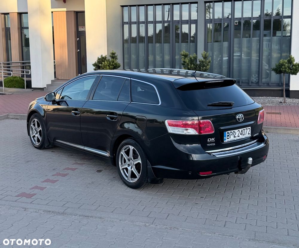 Toyota Avensis 2.2 D-4D Prestige NAVI - 14