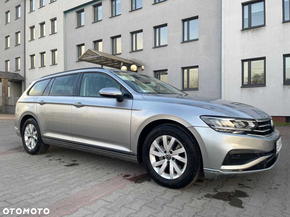 Volkswagen Passat - 5