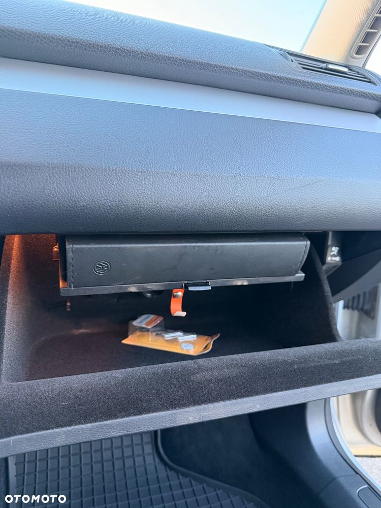 Volkswagen Passat 1.8 TSI Comfortline - 10