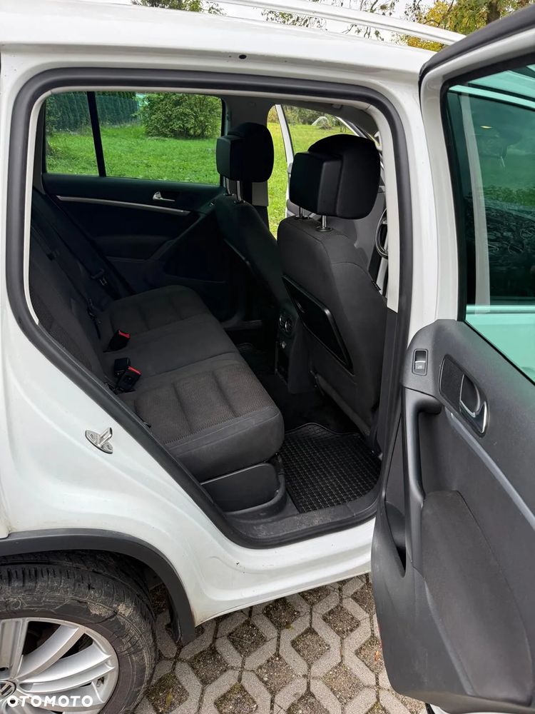 Volkswagen Tiguan - 10