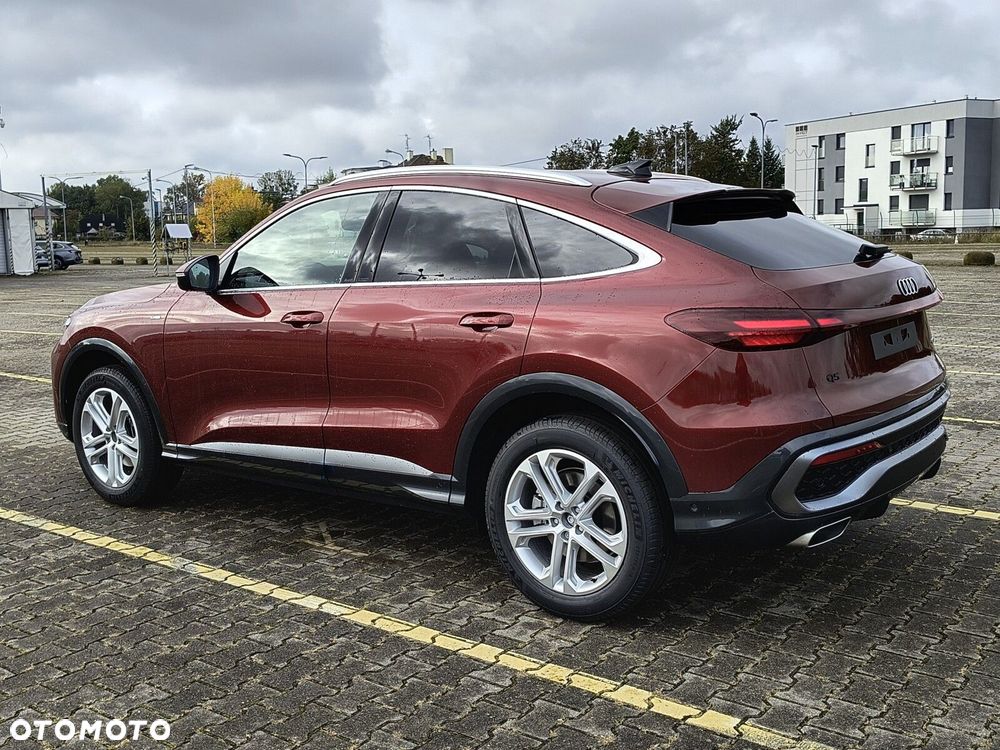 Audi Q5 Sportback - 14