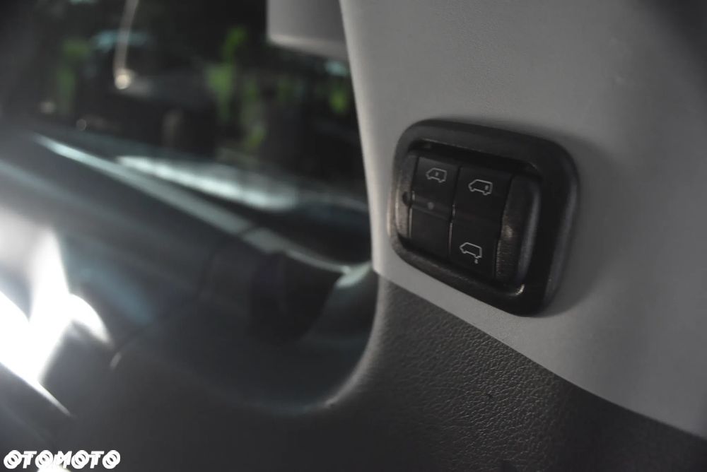 Mercedes-Benz VIANO - 17