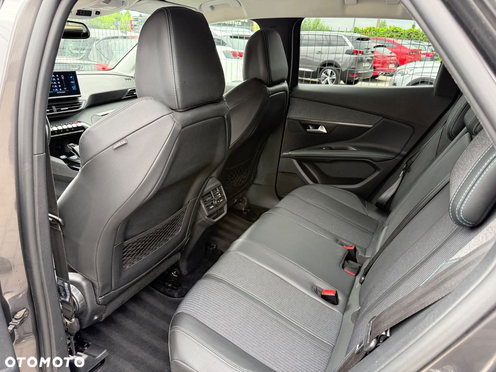 Peugeot 3008 BlueHDi 130 Stop & Start EAT8 Allure - 9