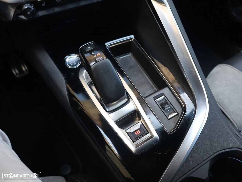 Peugeot 3008 225 e-EAT8 GT Pack - 37