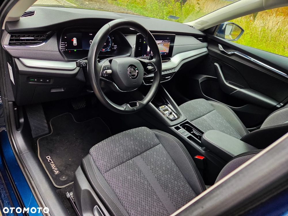 Skoda Octavia 2.0 TDI SCR Style DSG - 12