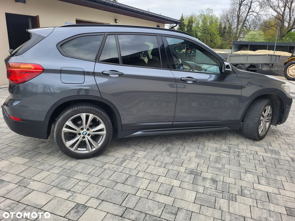 BMW X1 sDrive18d Advantage sport - 9