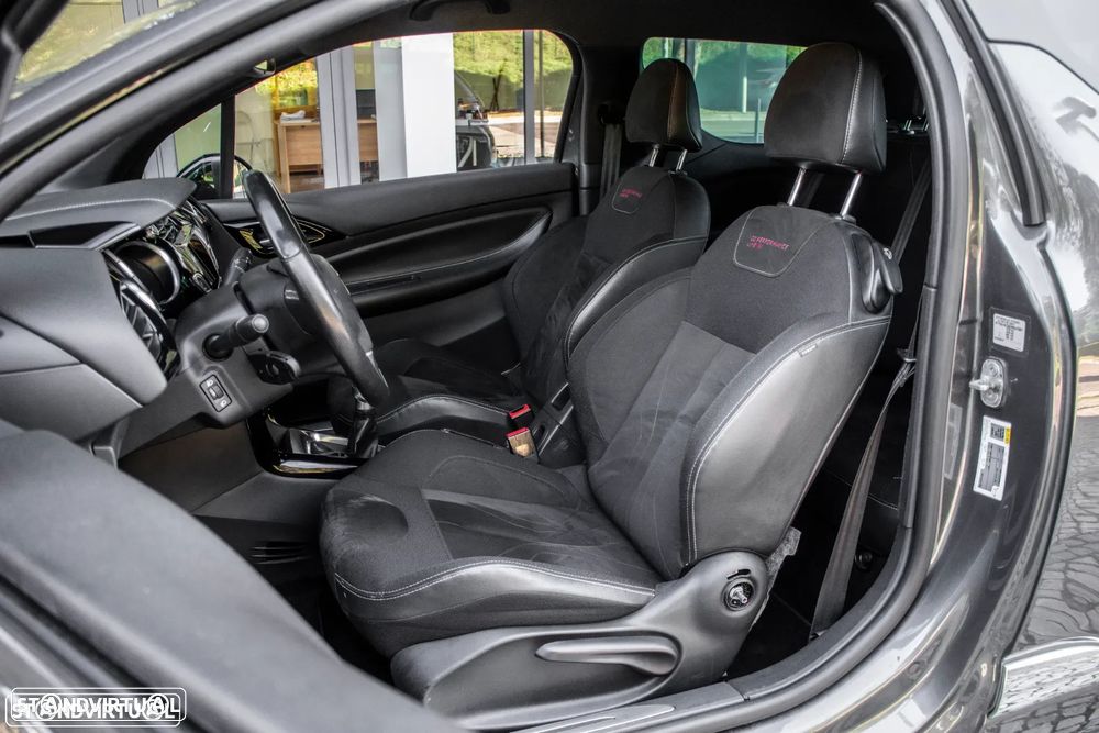 DS DS3 1.2 PureTech Be Chic - 26