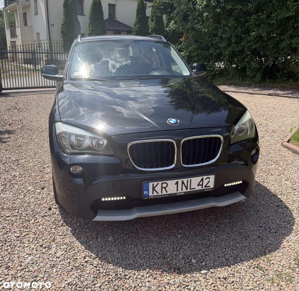BMW X1 xDrive18d - 11