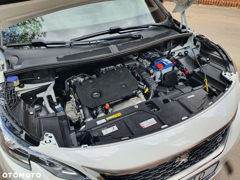 Peugeot 5008 BlueHDi 130 EAT8 Allure Pack - 28