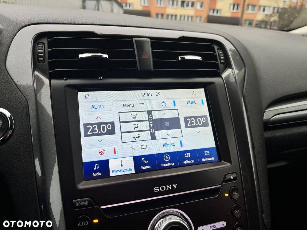 Ford Mondeo 2.0 Hybrid Titanium - 25