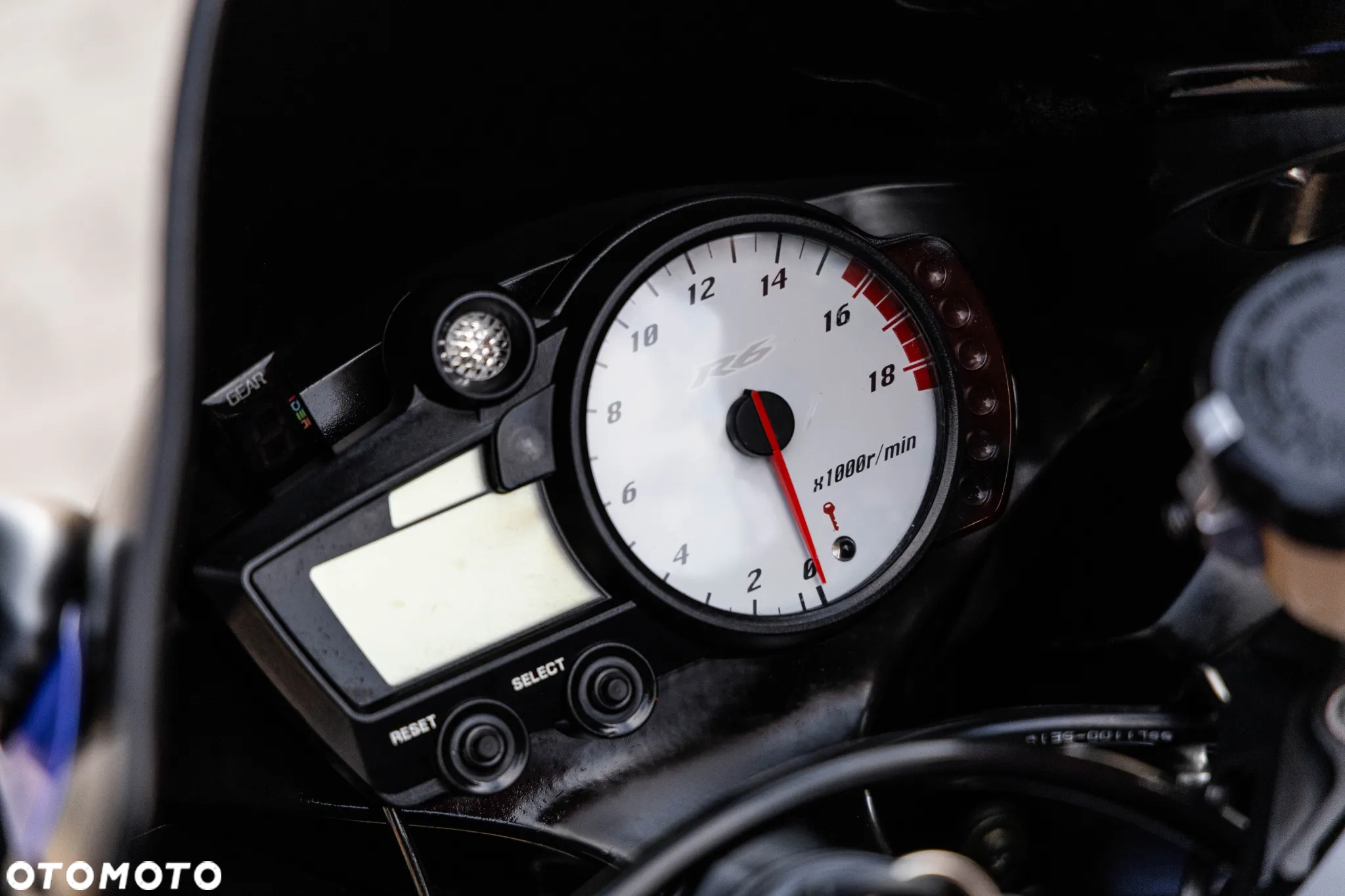 Yamaha R6 - 30