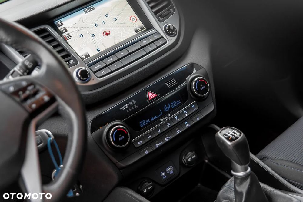Hyundai Tucson 1.6 GDI BlueDrive Design 2WD - 16
