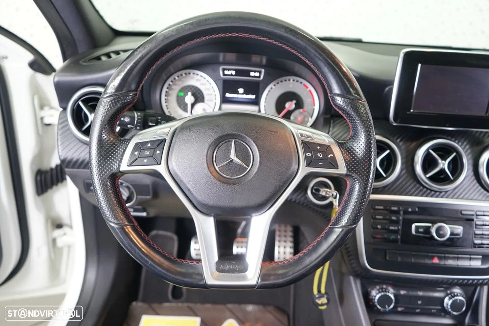 Mercedes-Benz A 180 d AMG Line Aut. - 21