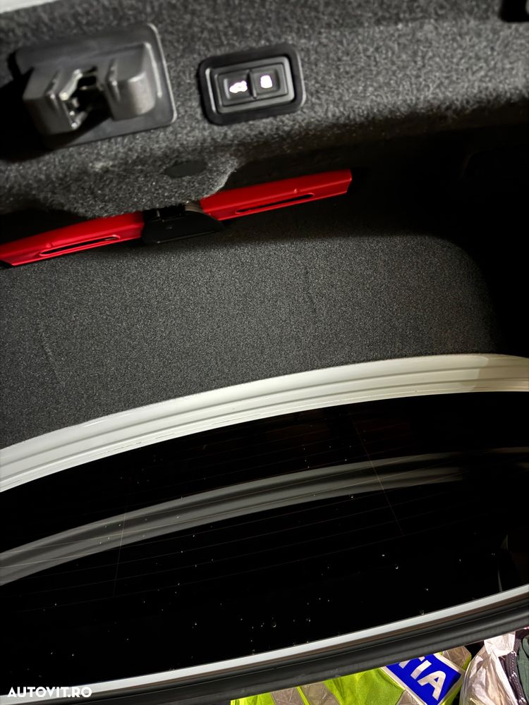 Audi A6 Avant 2.0 40 TDI S tronic Design - 19