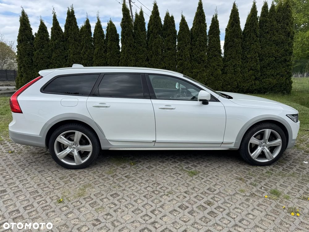 Volvo V90 Cross Country D4 AWD Ocean Race - 5