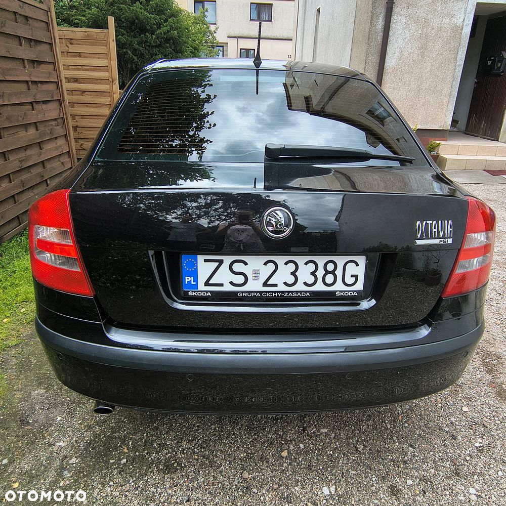 Skoda Octavia 1.6 FSI Classic - 11