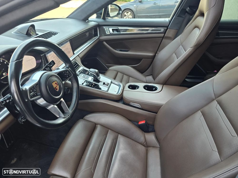 Porsche Panamera 4 E-Hybrid - 9