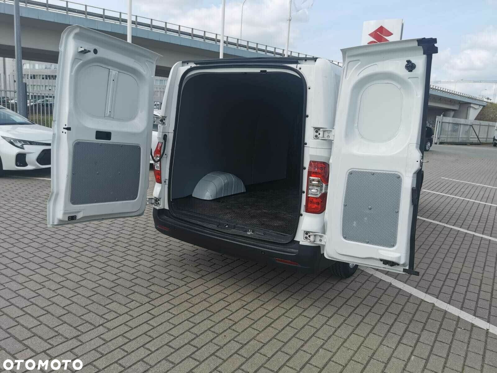 Maxus e-deliver-3 LWB 6,3m3 50,2kwt Tech+ - 6