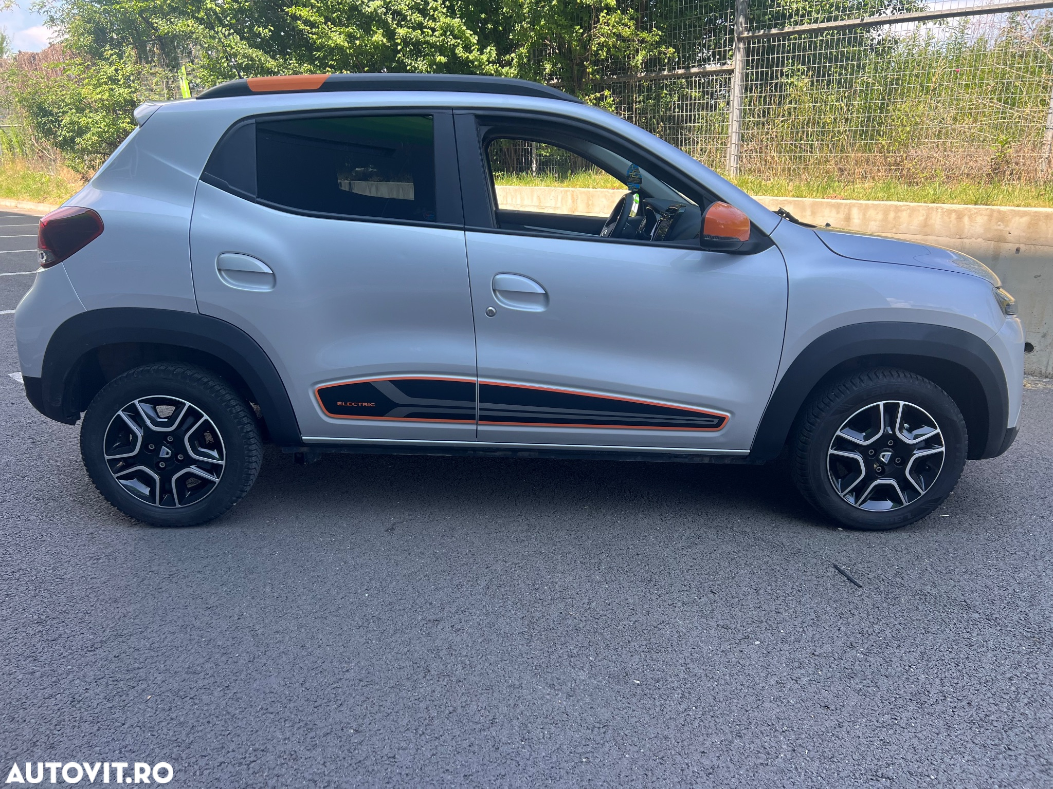 Dacia Spring - 7