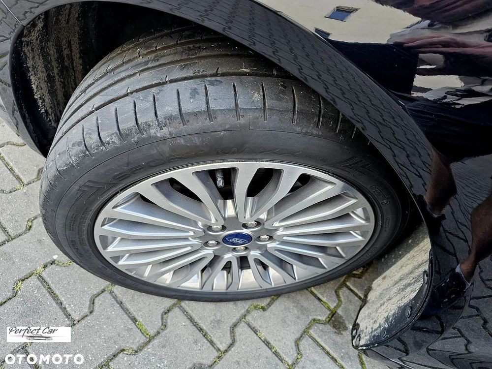 Ford Mondeo 2.0 Hybrid Titanium - 34