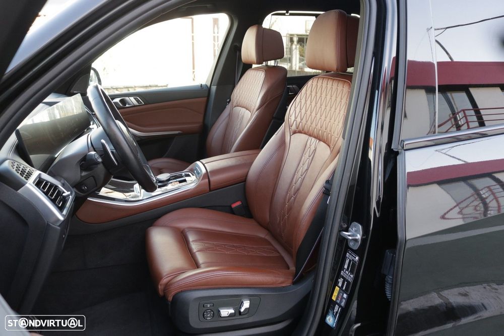 BMW X5 50 e xDrive Pack M Desportivo Pro - 27
