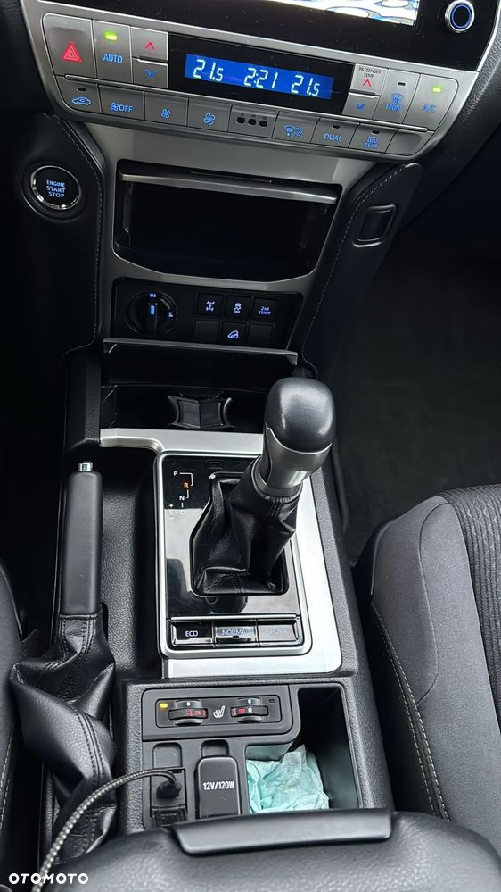 Toyota Land Cruiser LC 2.8 D-4D Prestige - 36