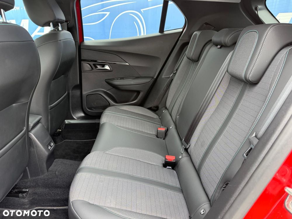 Peugeot 2008 1.5 BlueHDi Allure S&S EAT8 - 13