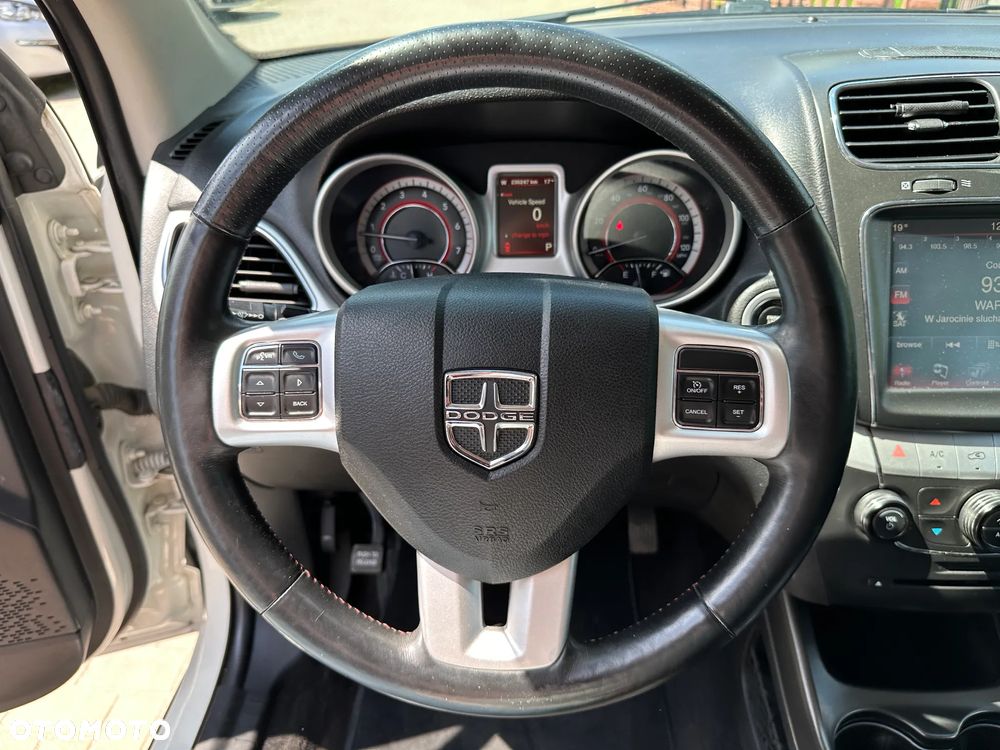 Dodge Journey - 8