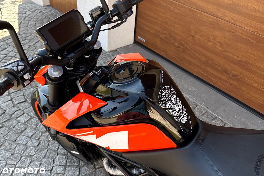KTM Duke 125 - 25