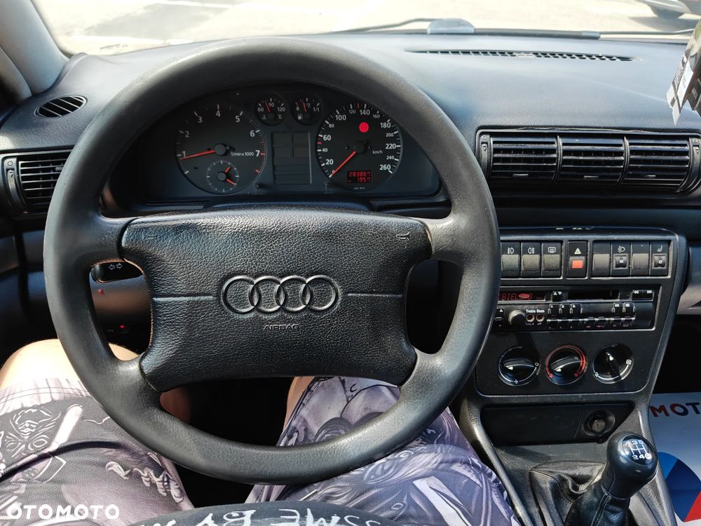 Audi A4 Limousine - 20