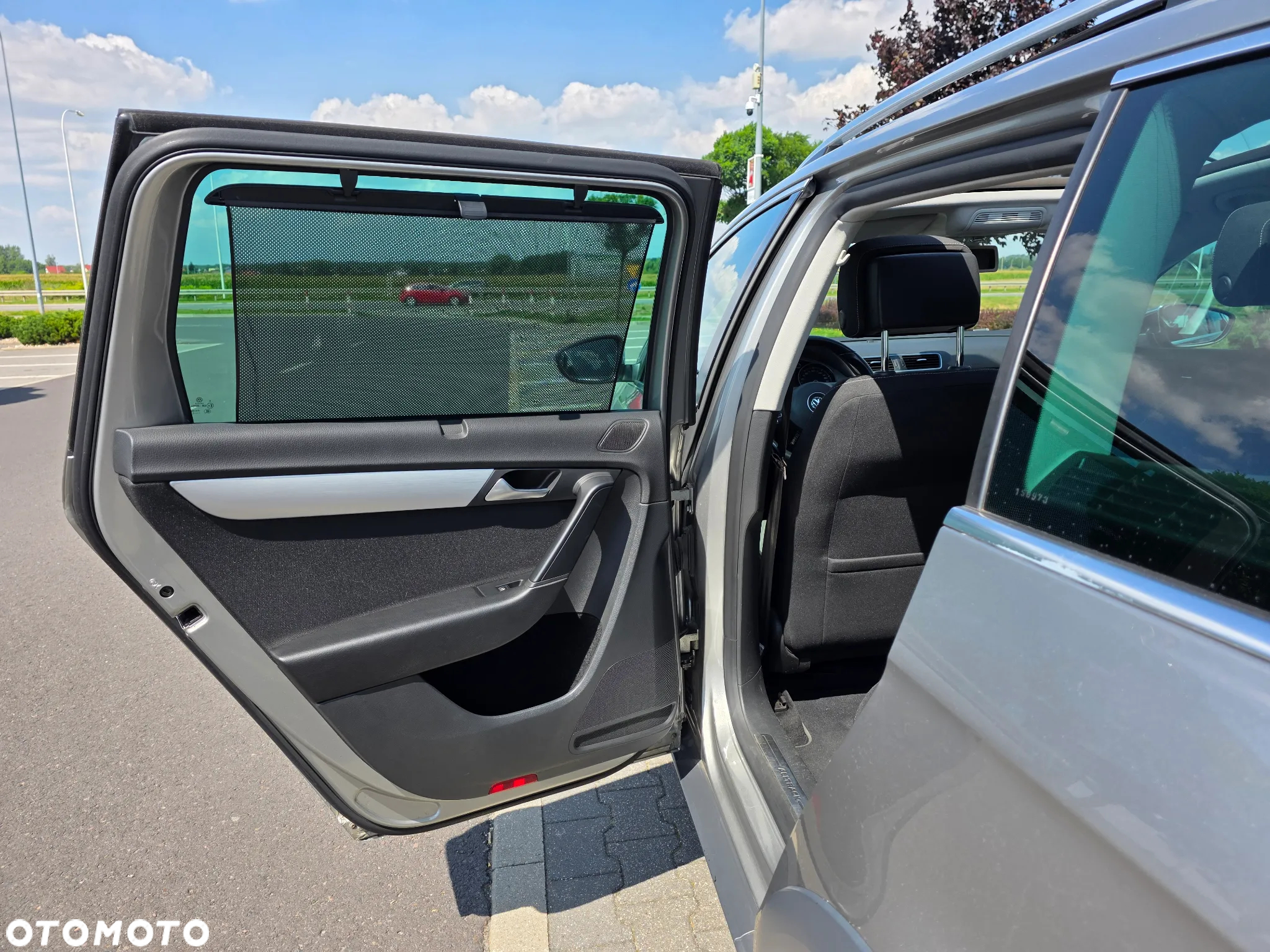 Volkswagen Passat Alltrack 2.0 TDI 4Motion BlueMotion Tec - 4