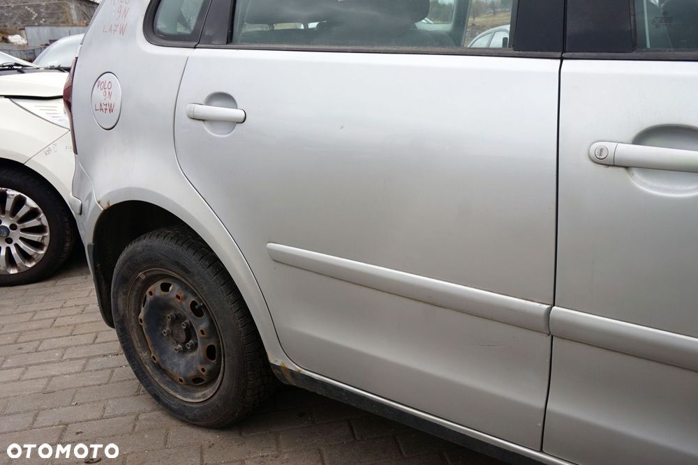 DRZWI TYLNE PRAWE POLO IV 9N LIFT 5D HB LA7W  SREBRNY VOLKSWAGEN 2004-2009 - 4