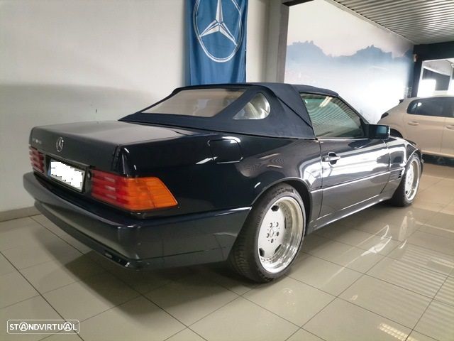 Mercedes-Benz SL 300 - 3