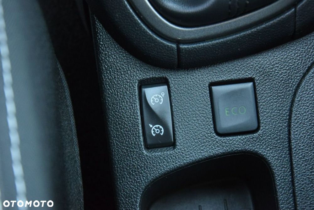 Renault Clio (Energy) TCe 90 Start & Stop LIMITED - 29