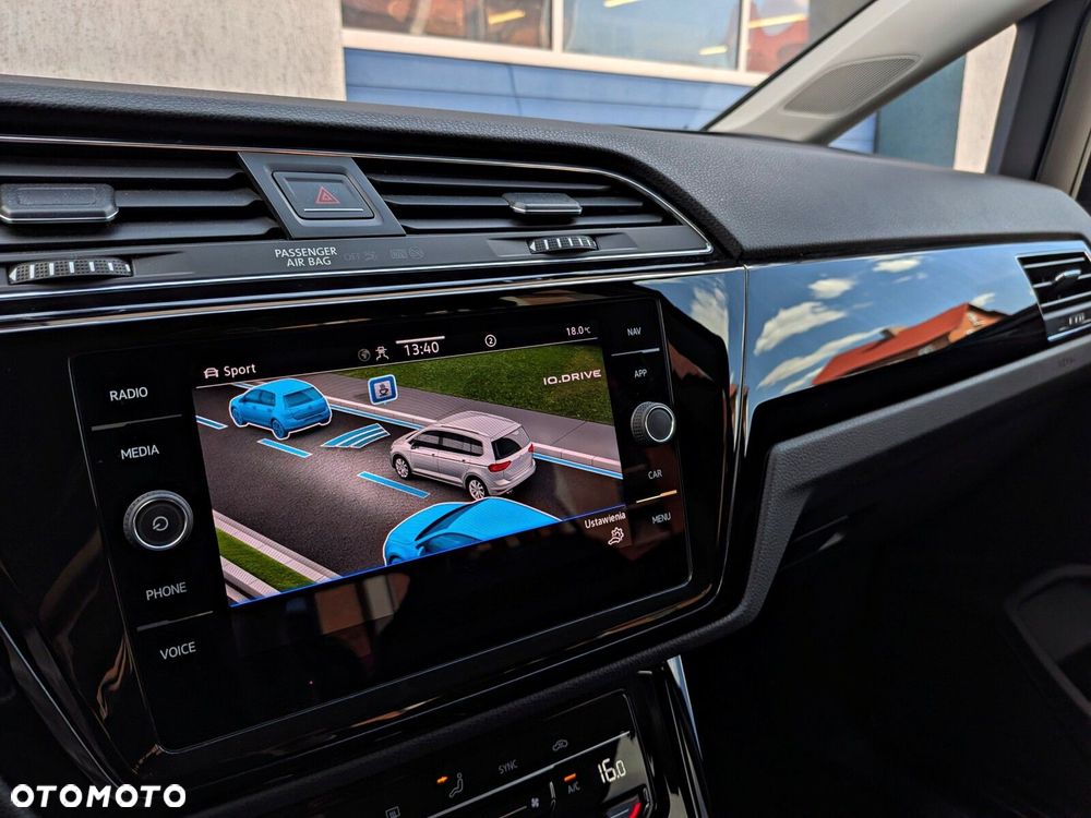 Volkswagen Touran 2.0 TDI BMT Highline DSG - 27