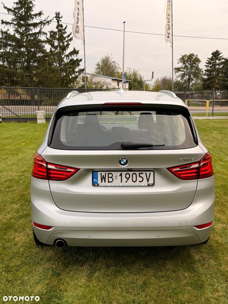 BMW Seria 2 218d - 6
