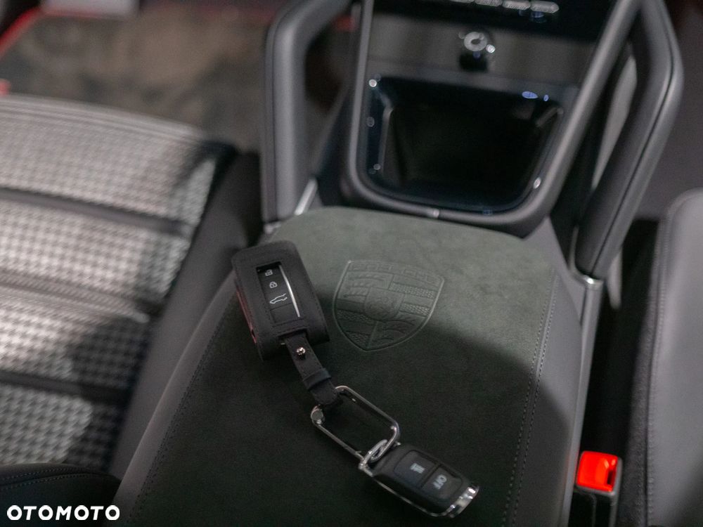 Porsche Cayenne - 28